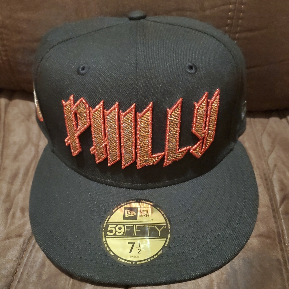 PHILADELPHIA PHILLIES NEW ERA 59FIFTY HAT 7 1/2 PHILLY SCRIPT HAT BLACK W GREEN